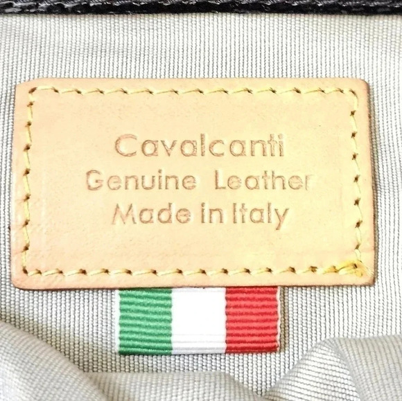 Cavalcanti Quilted Leather Shoulder Bag - Picture 7 of 12